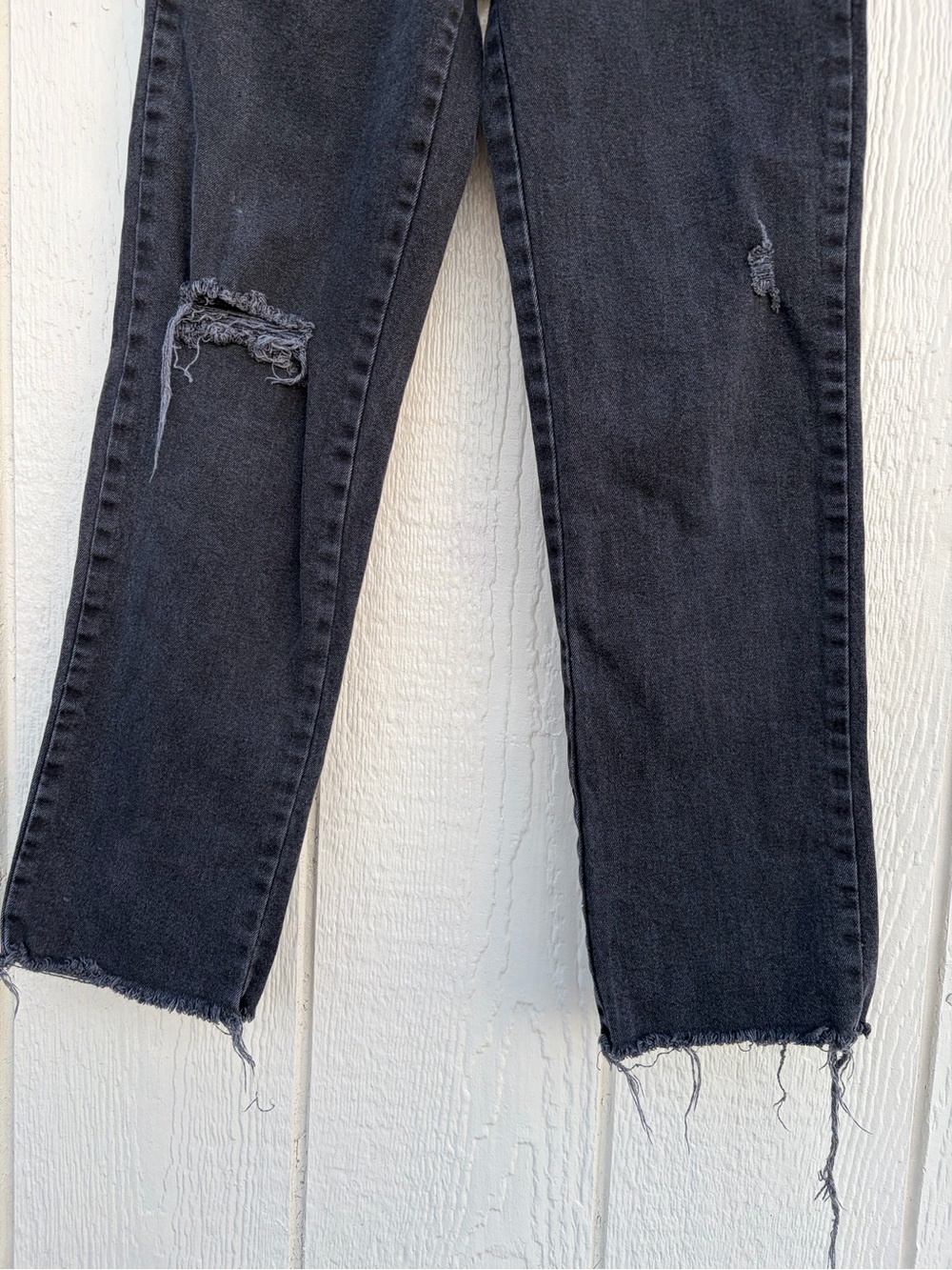 Cotton On High-Rise Black Distressed Girls Jeans - Size: 2 - Picture 3 of 14